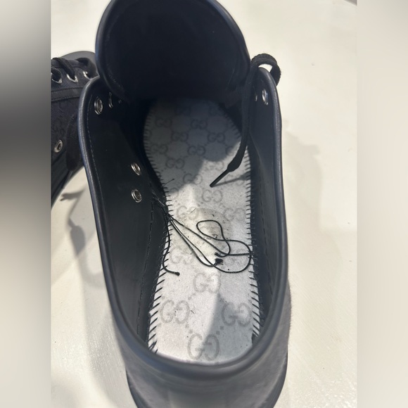 Never worn : size 8 but I’m a size 10 in Nike and they fit me well - Picture 3 of 6